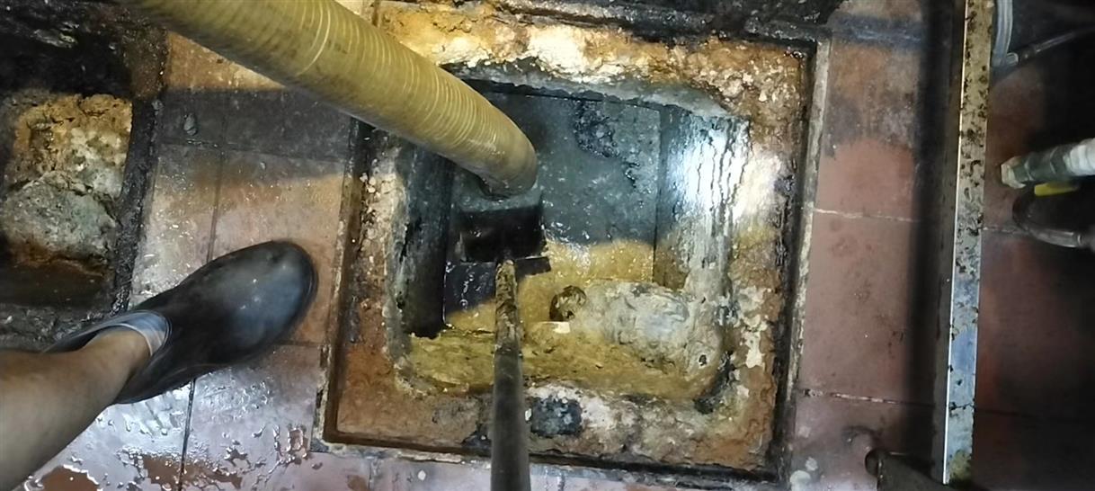 迭部污水池清理一般都有毒气，怎么预防中毒呢？