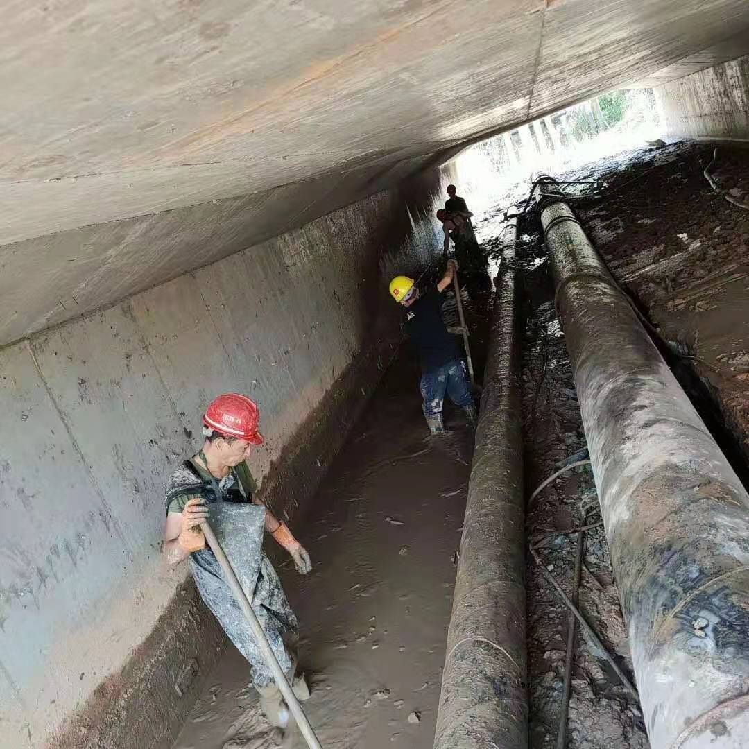 迭部工业管道清淤